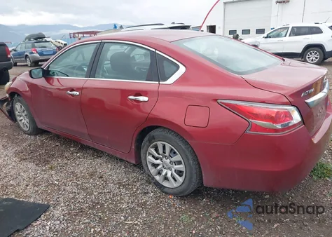 2014 Nissan Altima 2.5/2.5 S/2.5 Sl/2.5 Sv z USA, uszkodzony, nr VIN 1N4AL3AP7EN365378